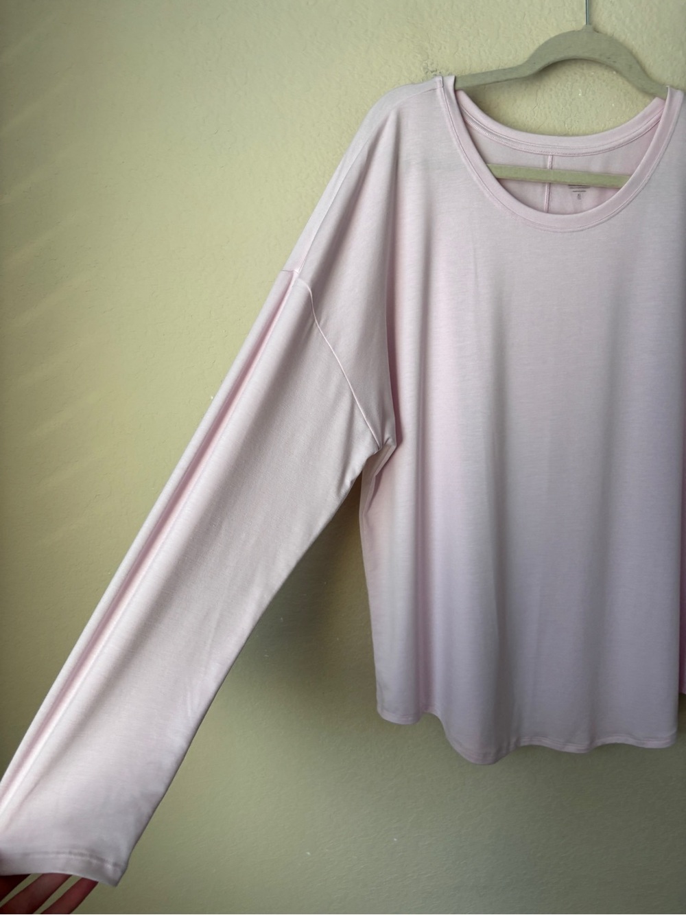 Athleta XL Soft Modal Blend Move With Ease Athleisure Athletic Top in Halo - Picture 5 of 11